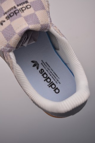 Adidas Samba view 9