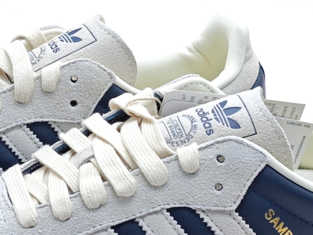 Adidas Samba OG 'Aurora Ink Navy Blue / Cream White' view