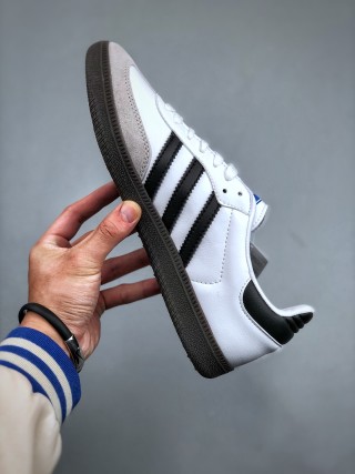 Adidas Samba OG 'Black / White / Grey / Gold' view 2