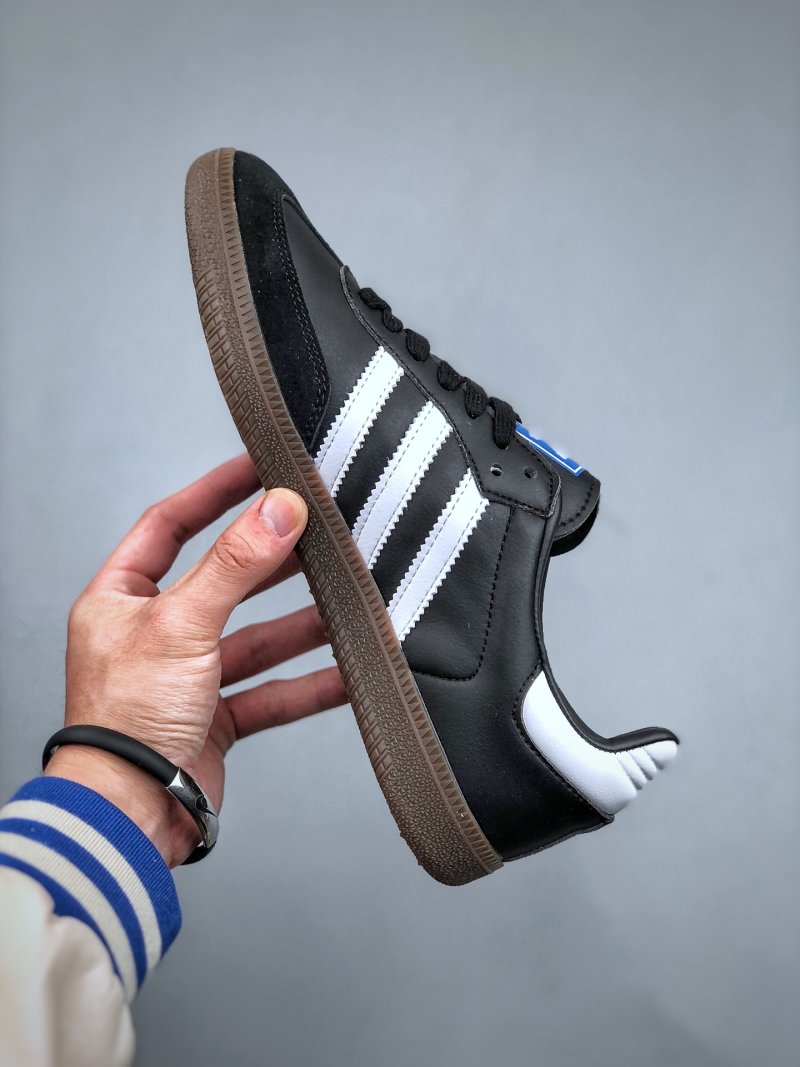 Adidas Samba OG 'Black / White / Gold' view
