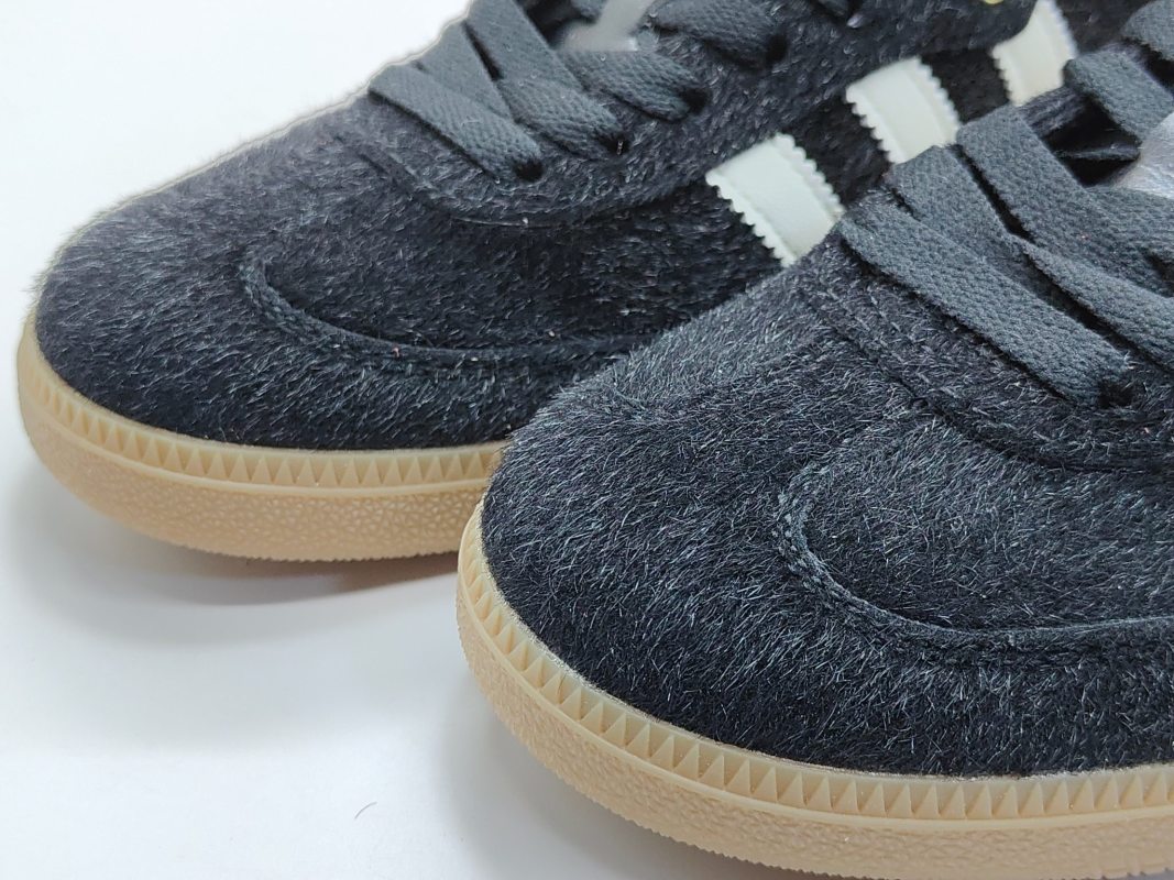 Adidas Samba OG 'Black Pony' view
