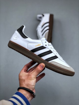 Adidas Samba OG 'White / Black' view 4