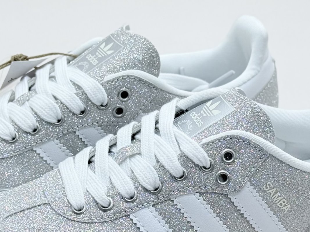 Adidas Samba OG 'Silver' view