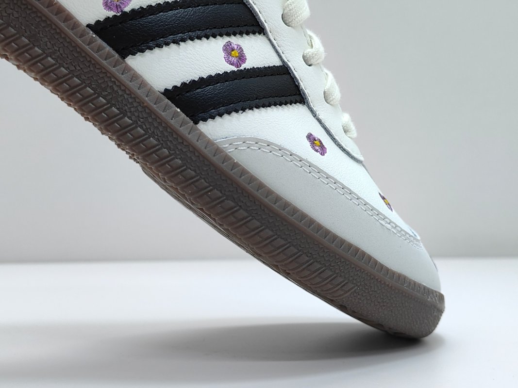 Adidas Samba OG 'White Embroidered Floral'