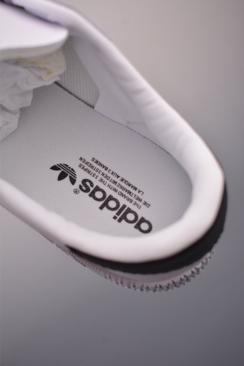 Adidas Samba XLG view