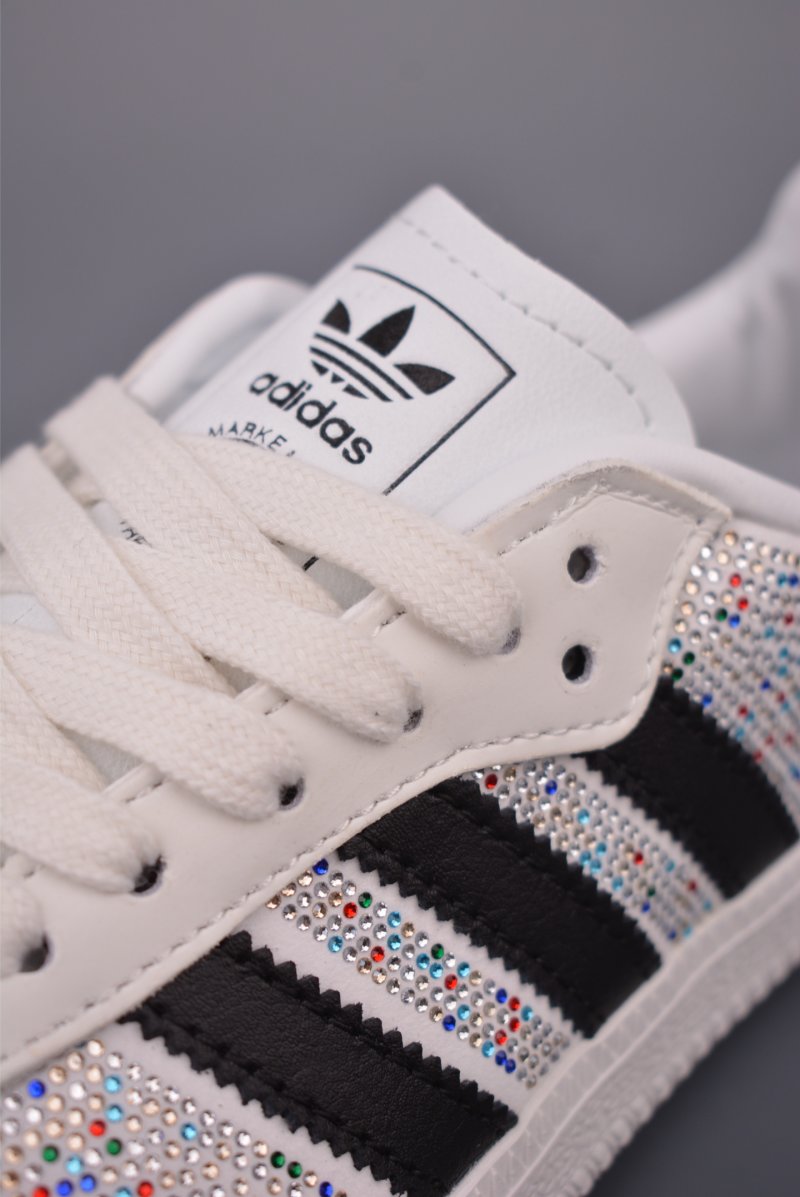 Adidas Samba view