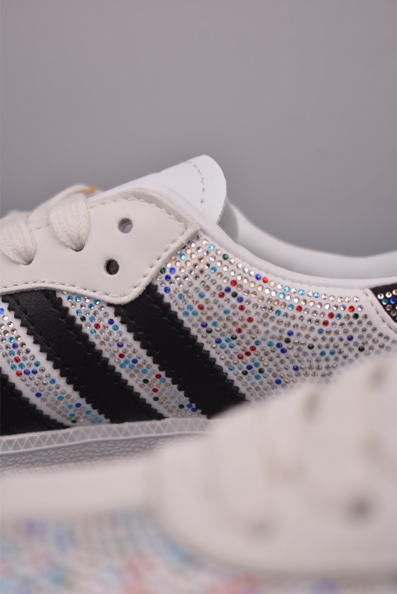 Adidas Samba view