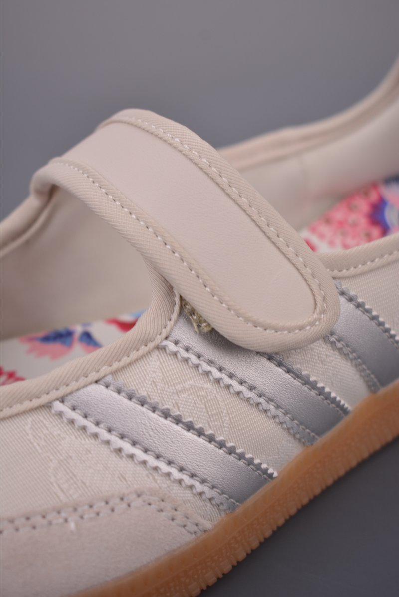 Adidas Samba Jane W Superstar 'Gold' view