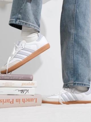 Adidas Samba LT view 3