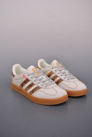 Adidas Samba OG 'The North Face' view 1