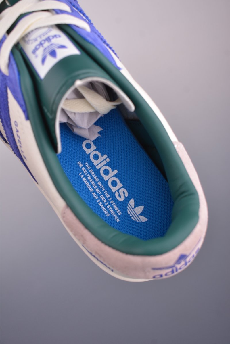 Adidas Samba OG 'Stüssy' view
