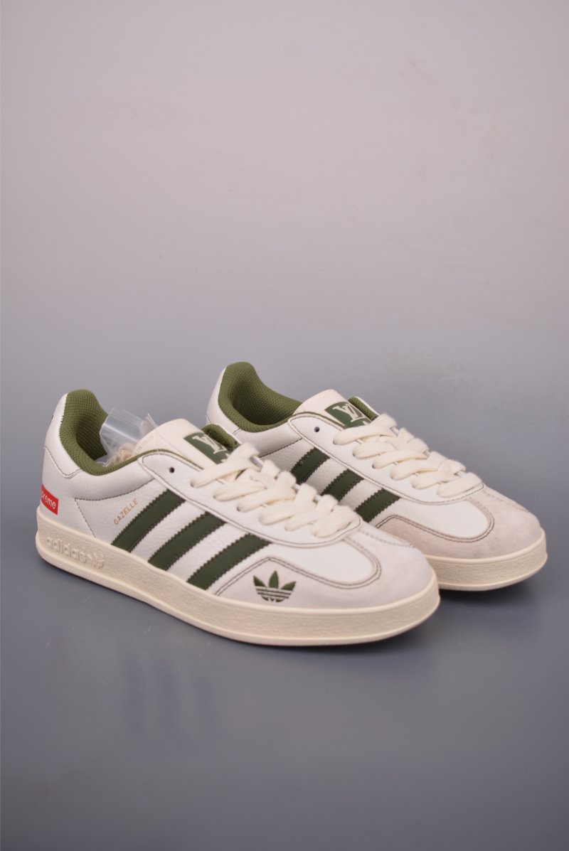 Adidas Samba OG 'DIY' view