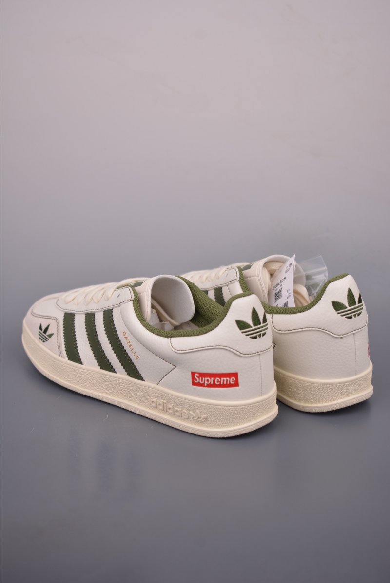 Adidas Samba OG 'DIY' view