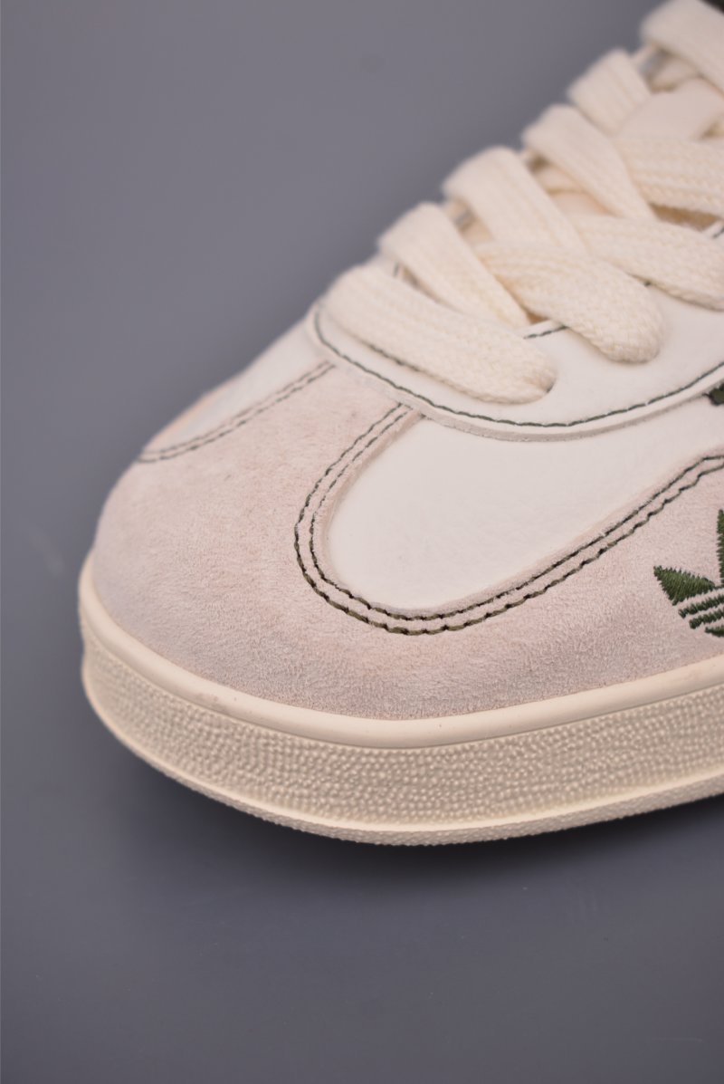 Adidas Samba OG 'DIY' view