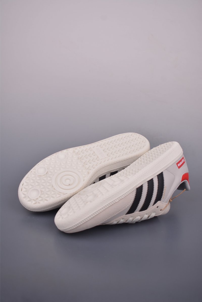 Adidas Samba OG 'DIY' view