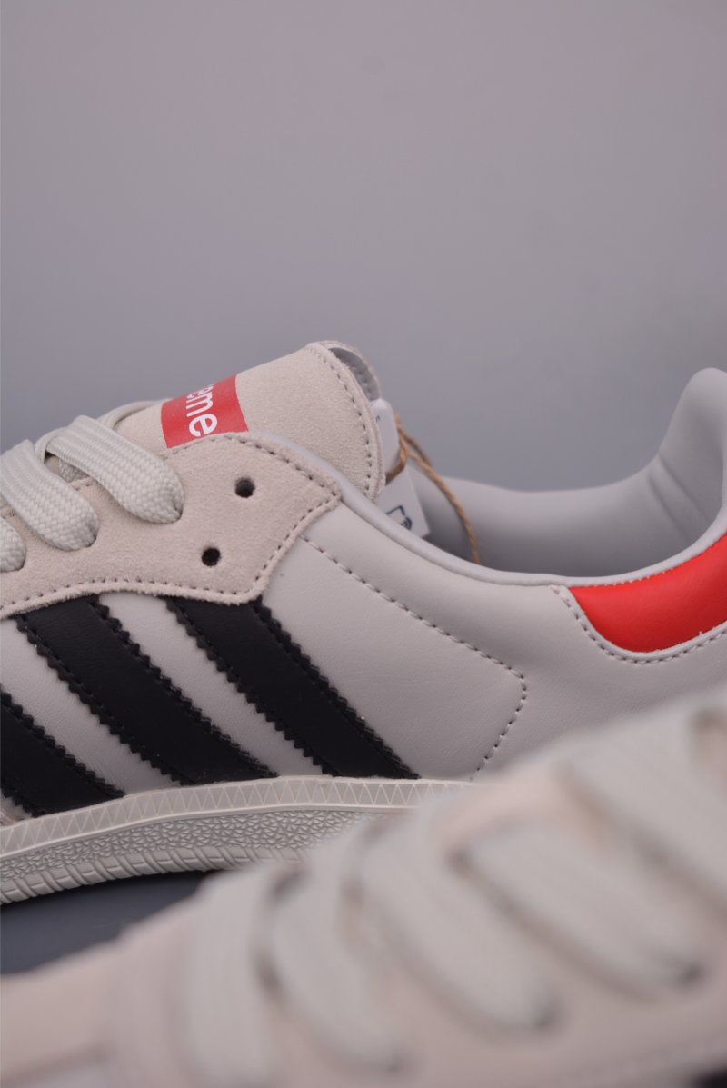 Adidas Samba OG 'DIY' view