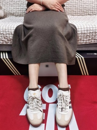 Adidas Samba OG 'END' view 3