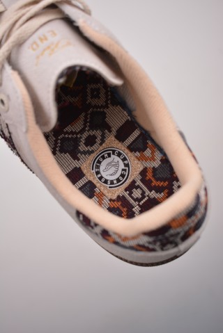 Adidas Samba OG 'END' view 9