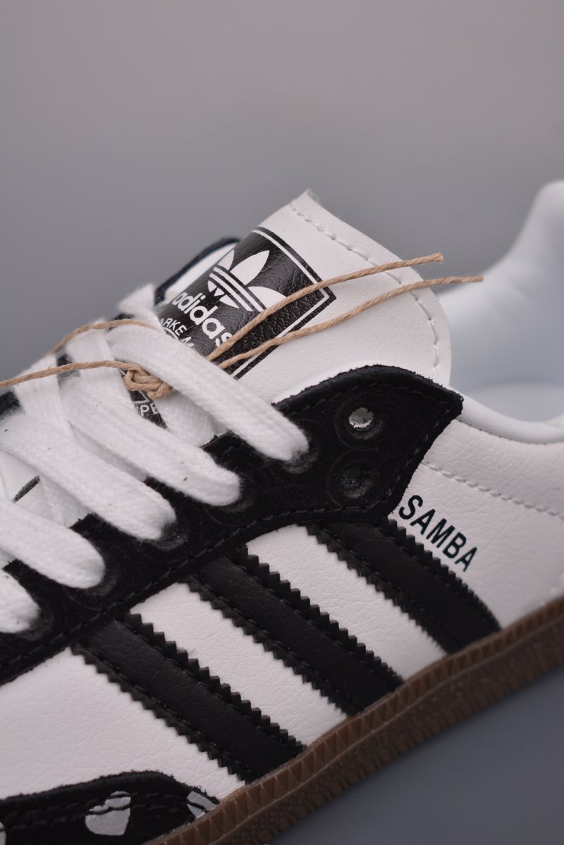 Adidas Samba OG view