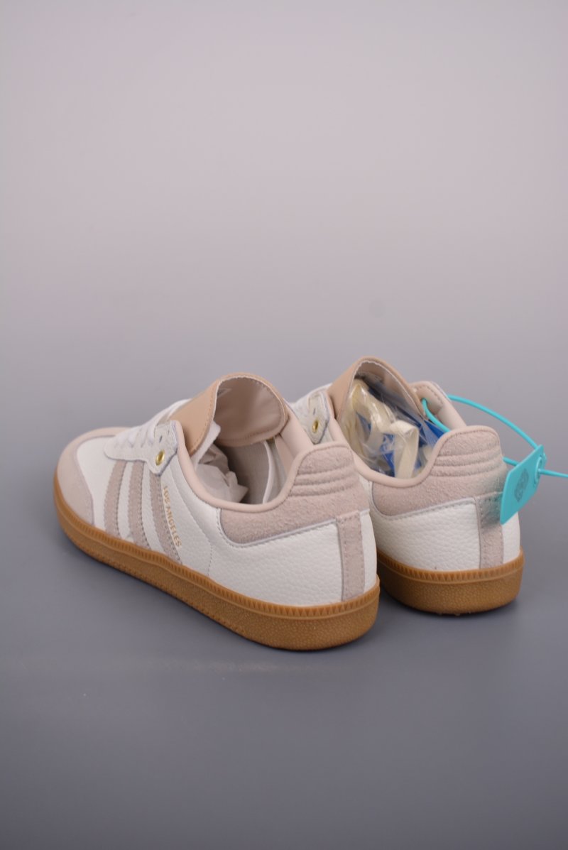 Adidas Samba OG view