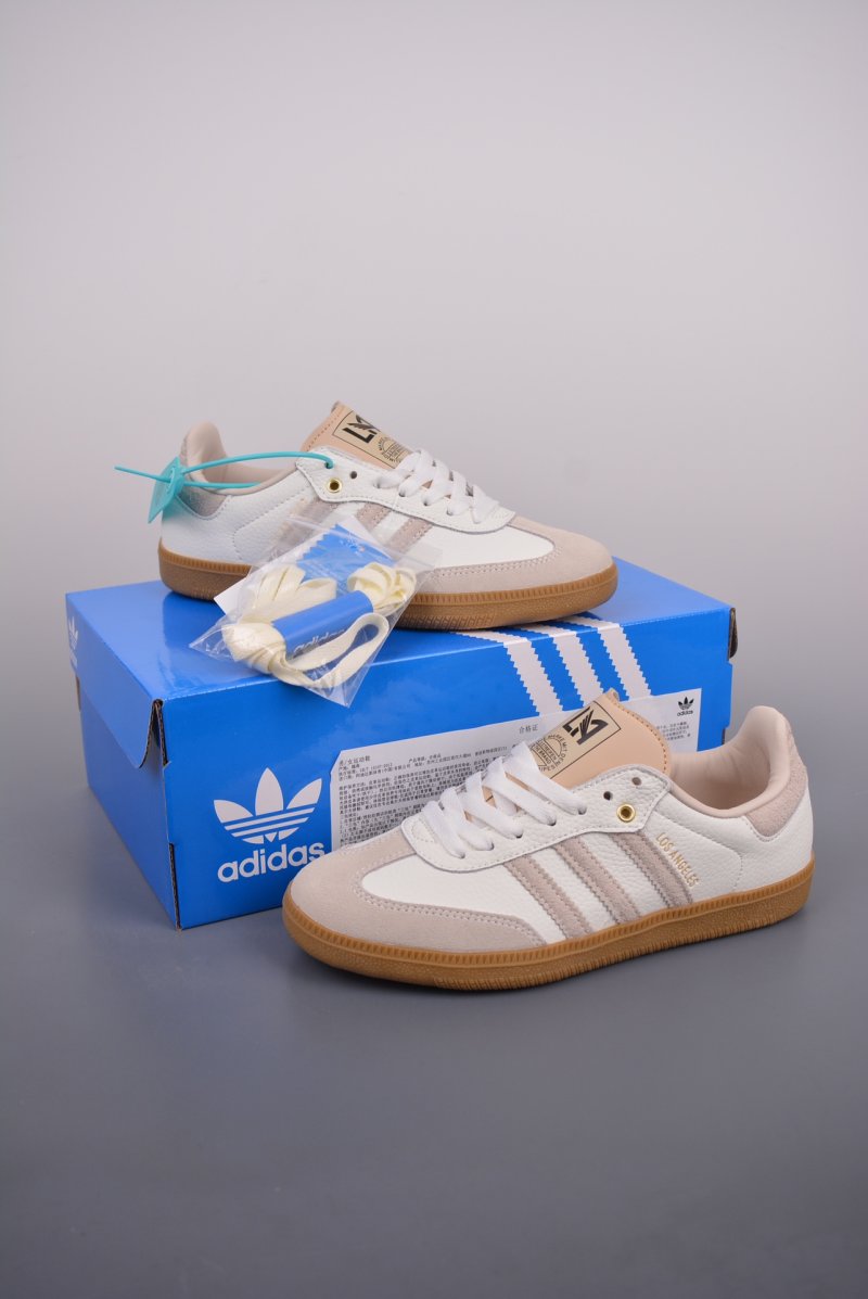 Adidas Samba OG view