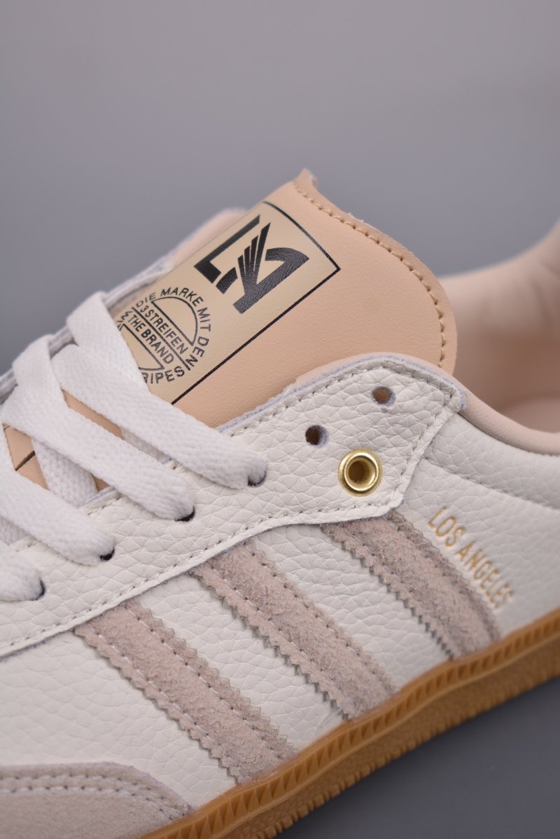 Adidas Samba OG view