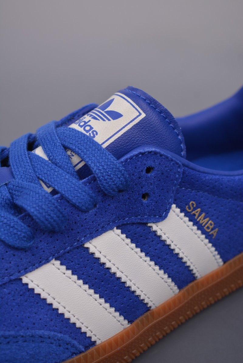 Adidas Samba OG view