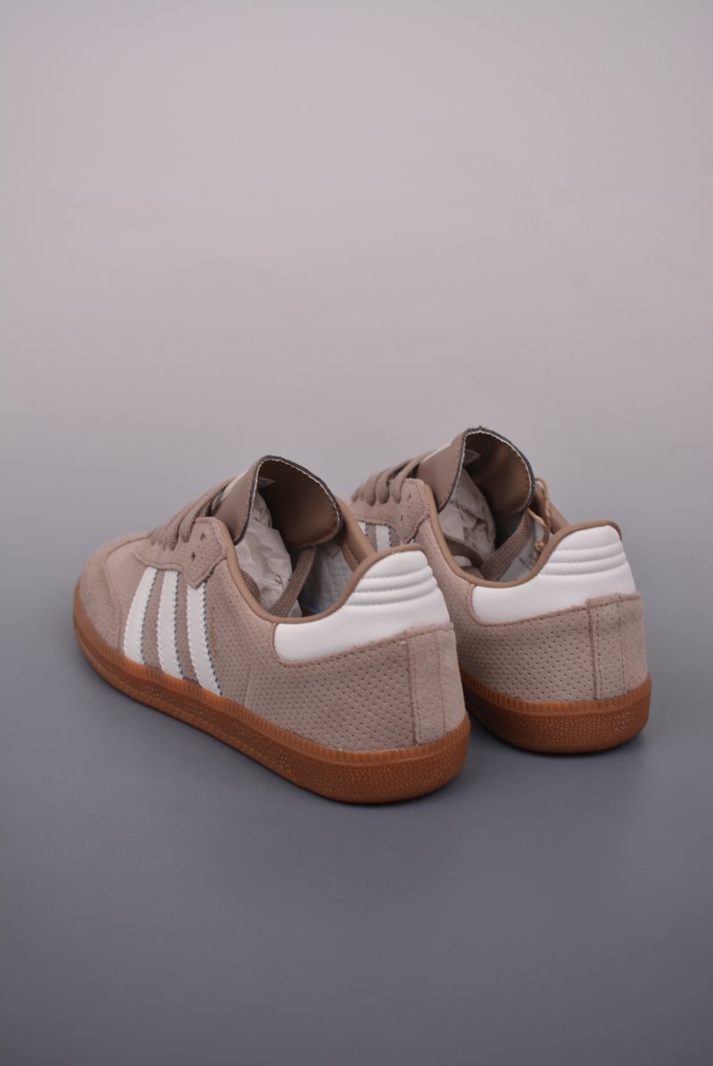 Adidas Samba OG view
