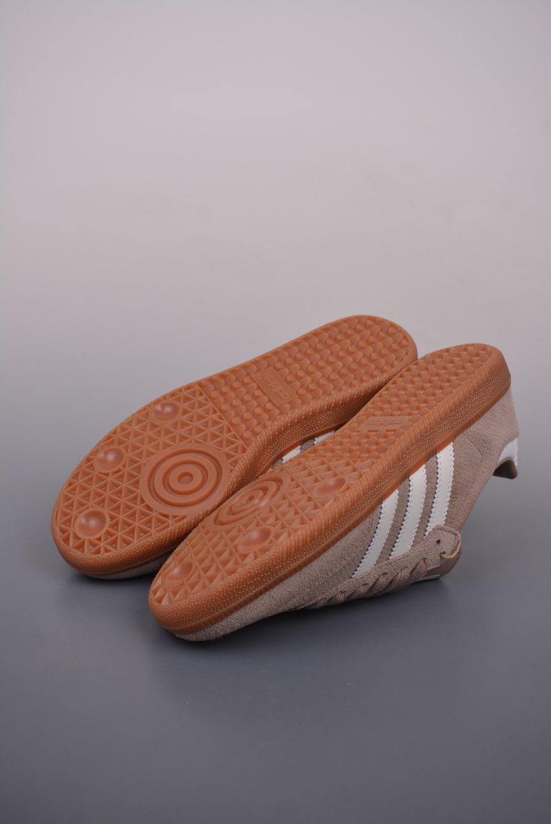 Adidas Samba OG view