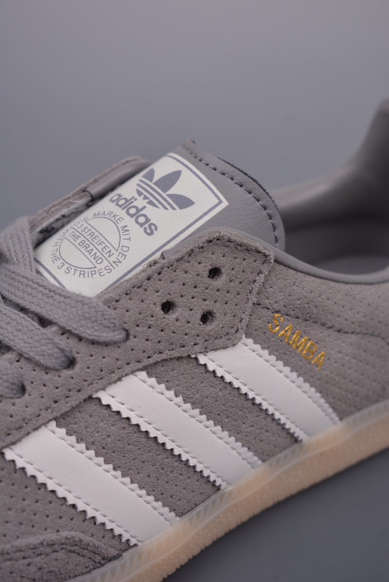Adidas Samba OG view