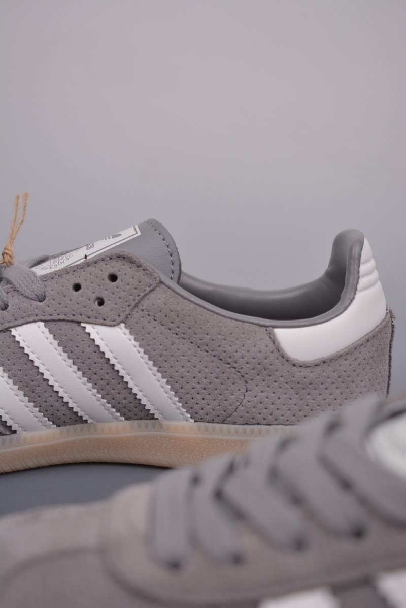 Adidas Samba OG view