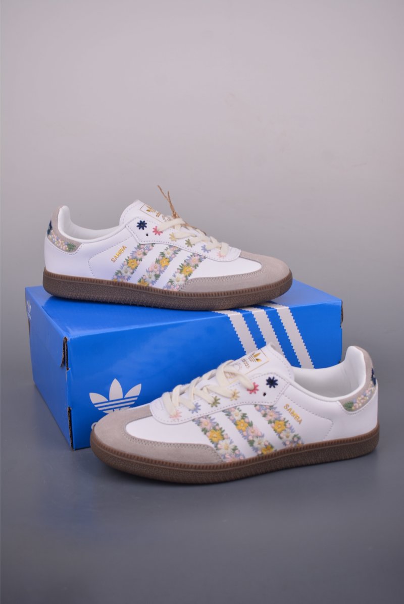 Adidas Samba OG 'Pink' view