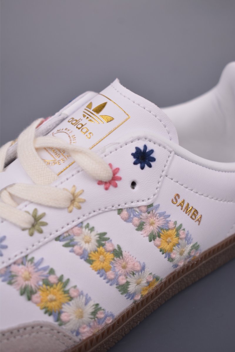 Adidas Samba OG 'Pink' view