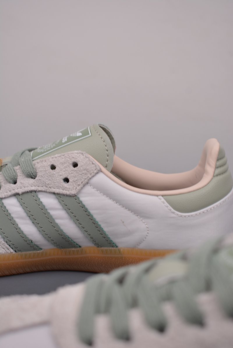 Adidas Samba OG 'Brown / Pink' view