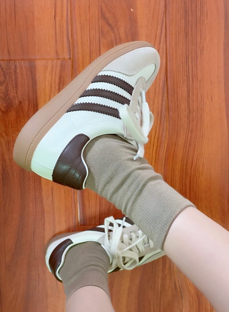 Adidas Samba OG view