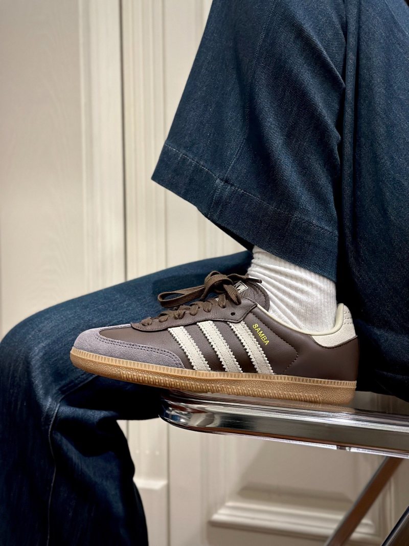 Adidas Samba OG view