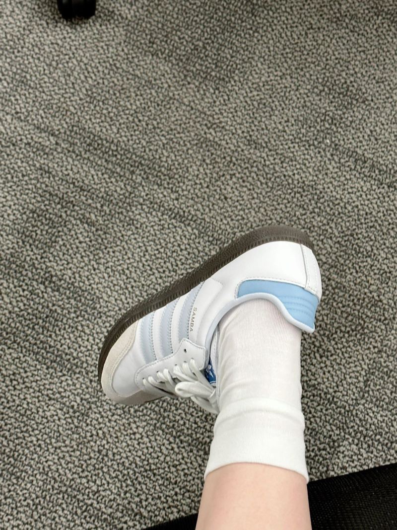 Adidas Samba OG view