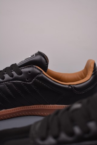 Adidas Samba OG 'Brown' view 8