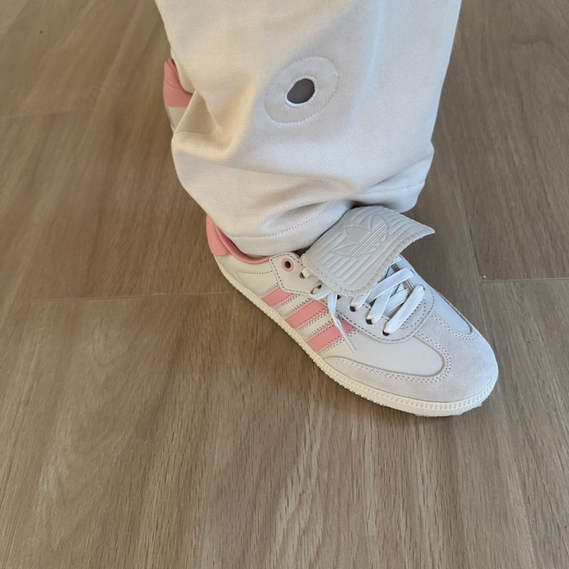 Adidas Samba OG view