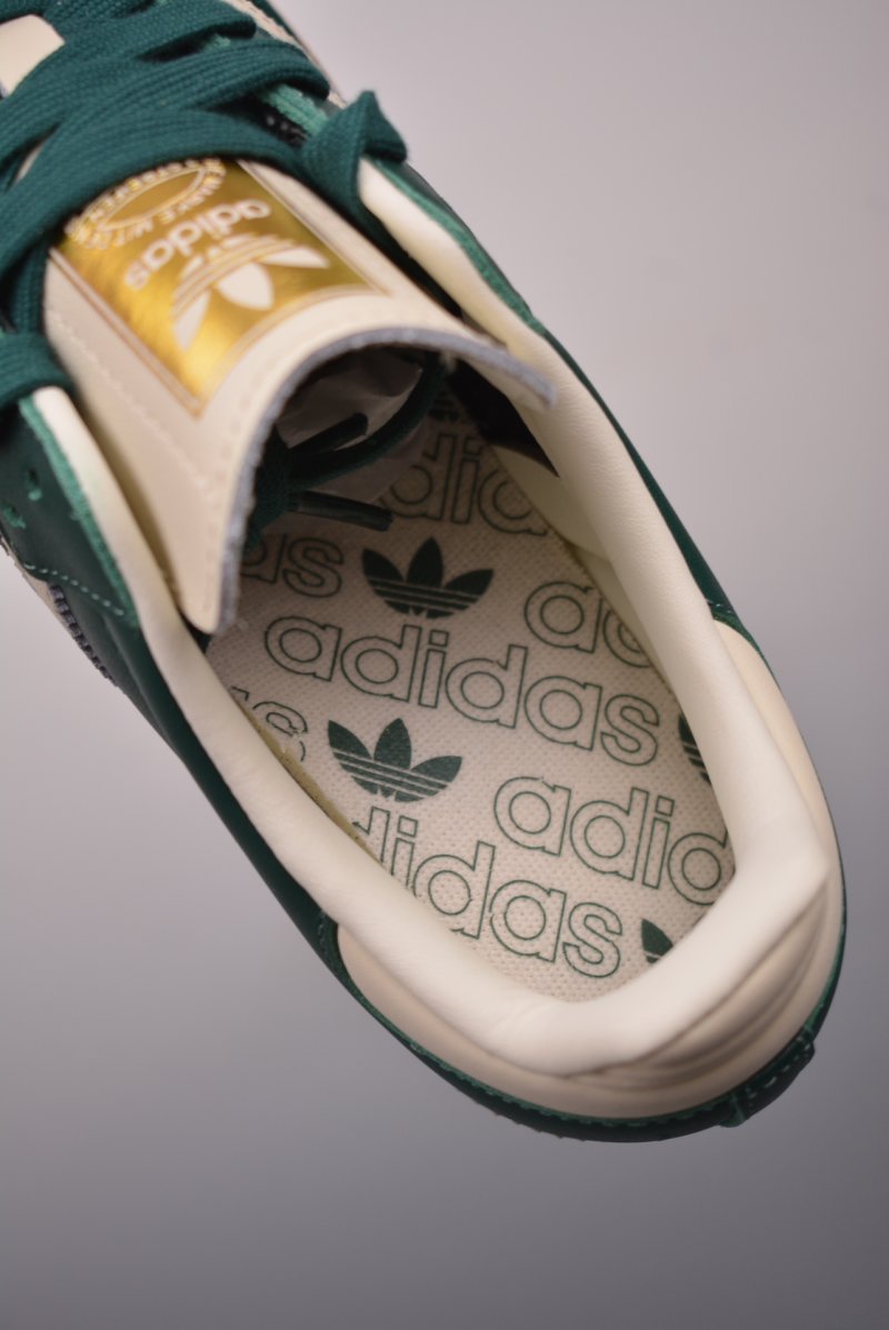 Adidas Samba OG 'Brown / Pink' view