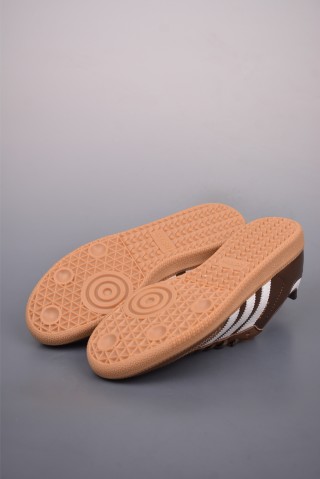 Adidas Samba OG 'Brown' view 3