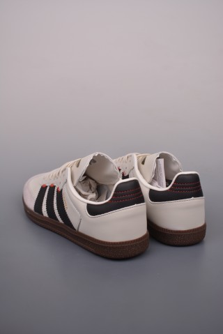 Adidas Samba OG 'Brown' view 2