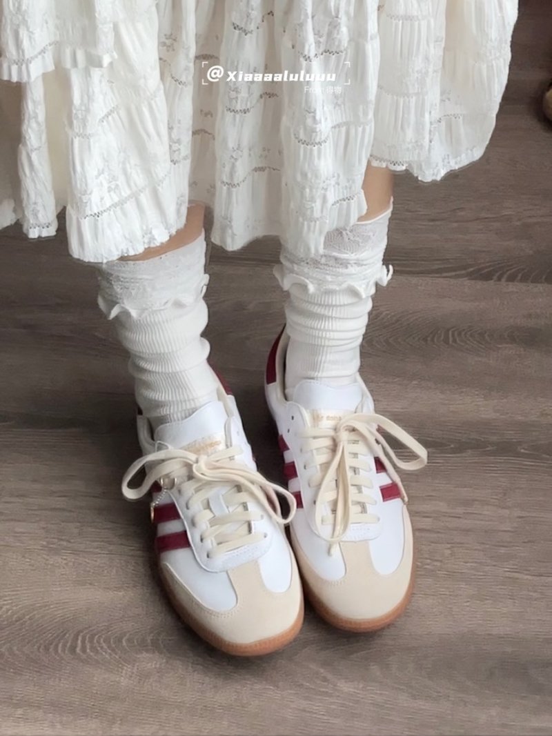 Adidas Samba OG view