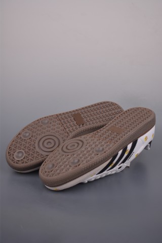 Adidas Samba OG 'Brown / Pink' view 3