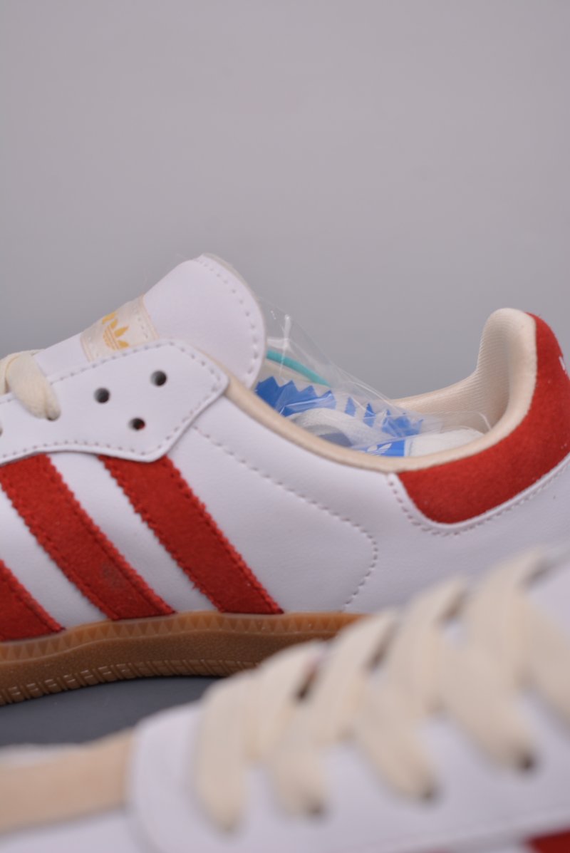 Adidas Samba OG view