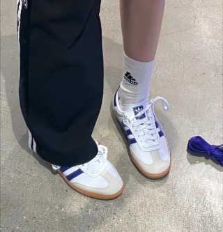 Adidas Samba OG view 4