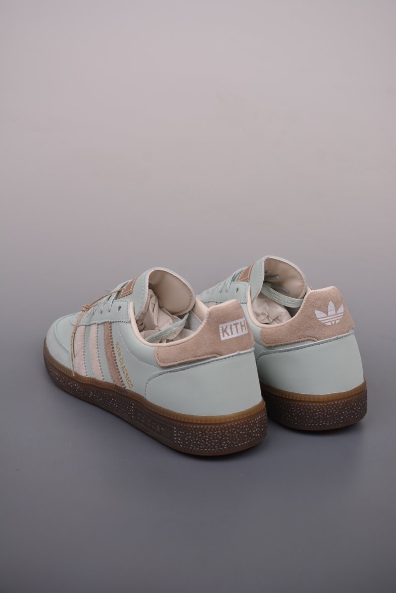 Adidas Samba OG view