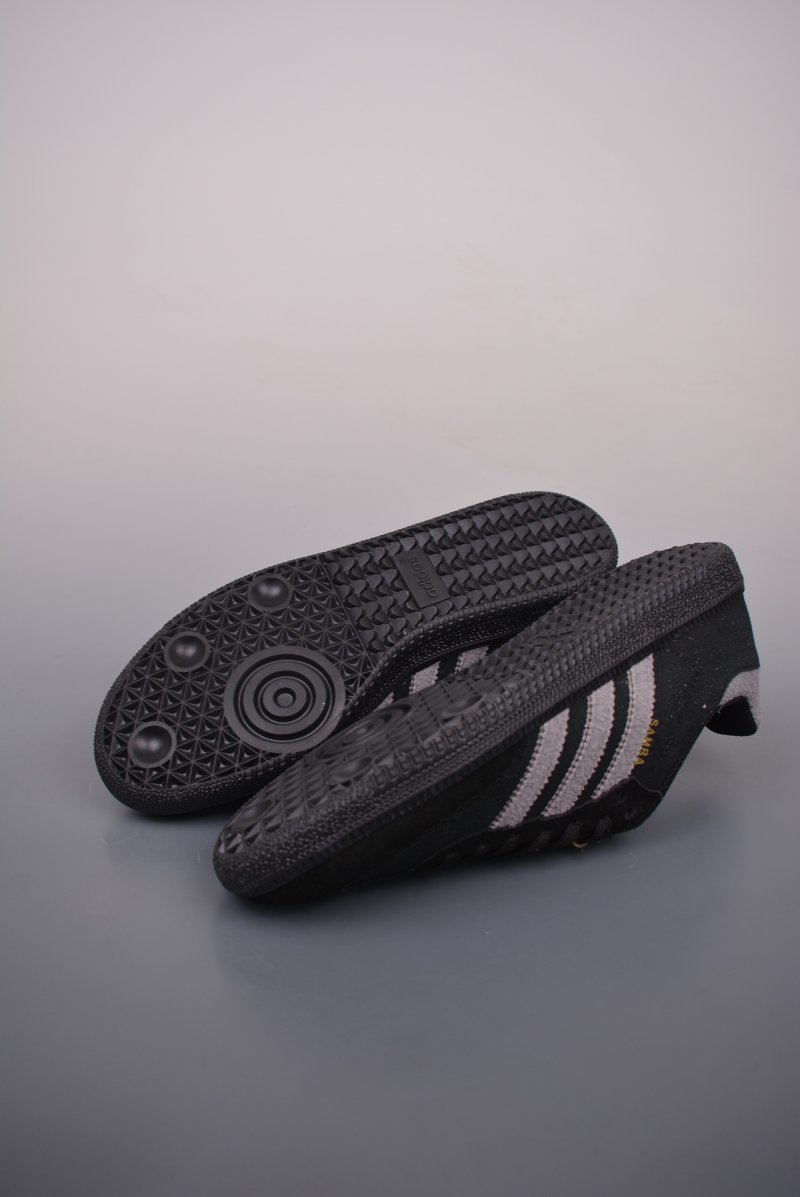 Adidas Samba OG view