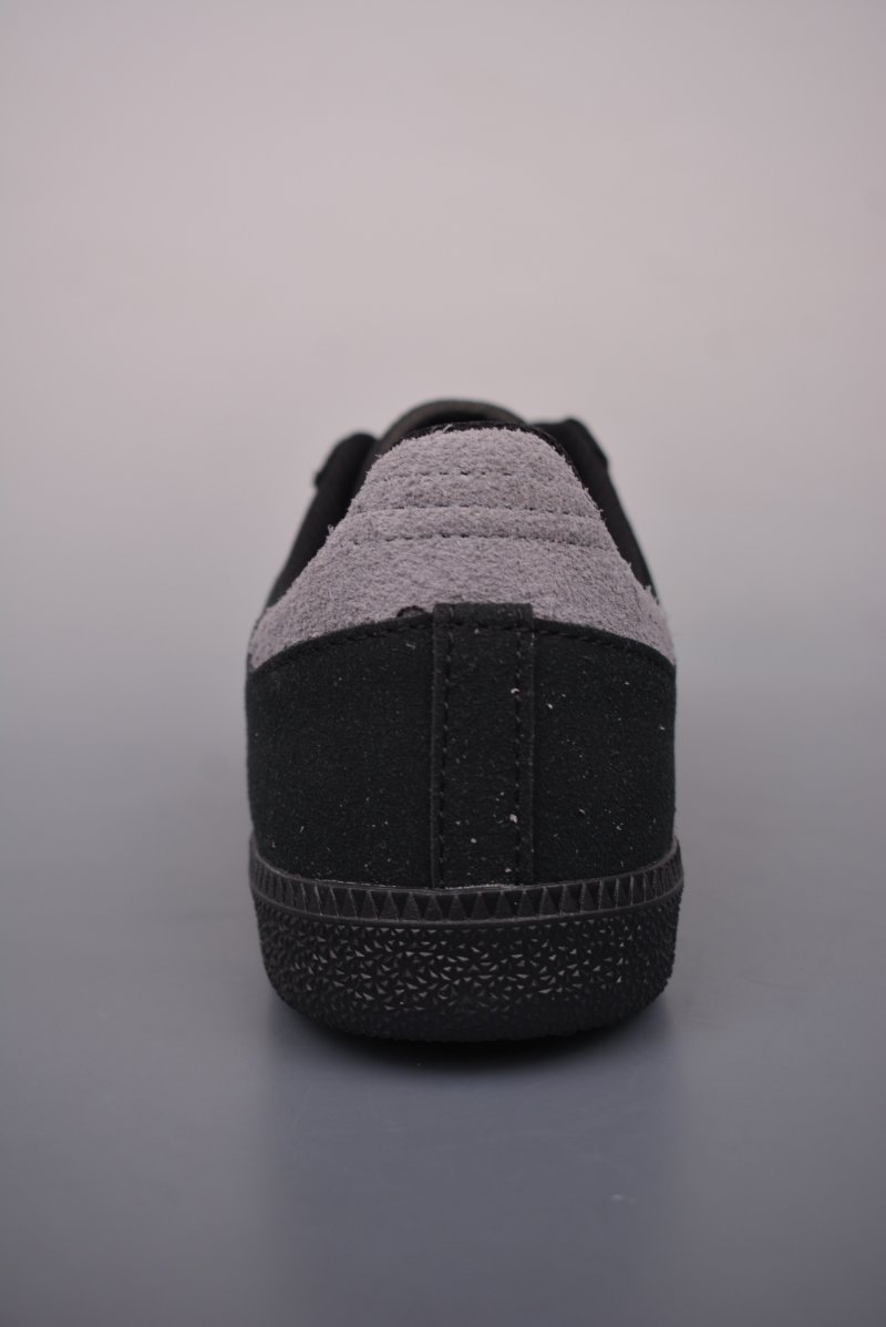 Adidas Samba OG view