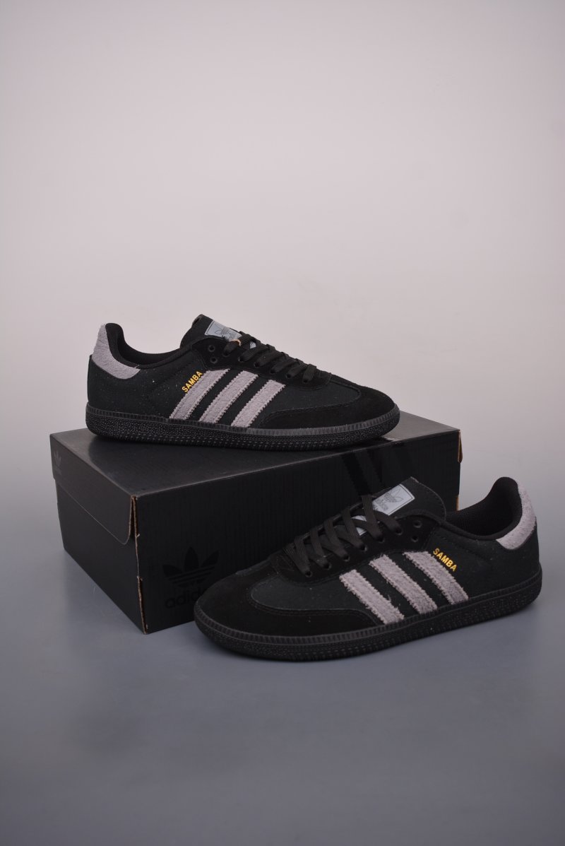 Adidas Samba OG view